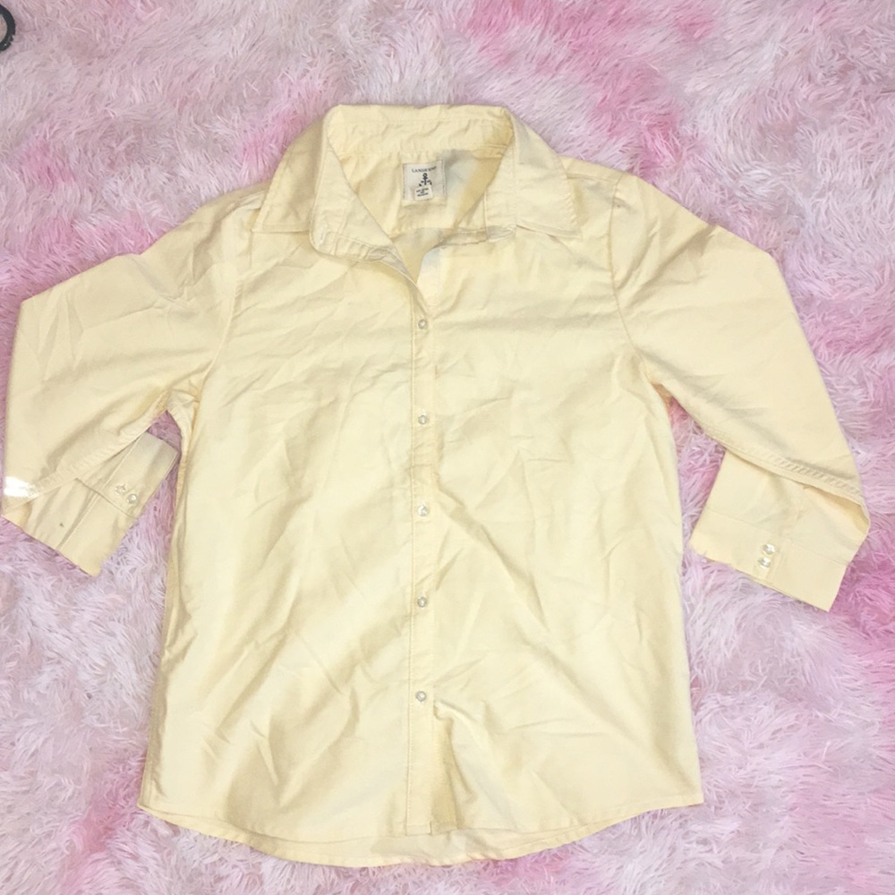 Bitten down Yellow blouse.